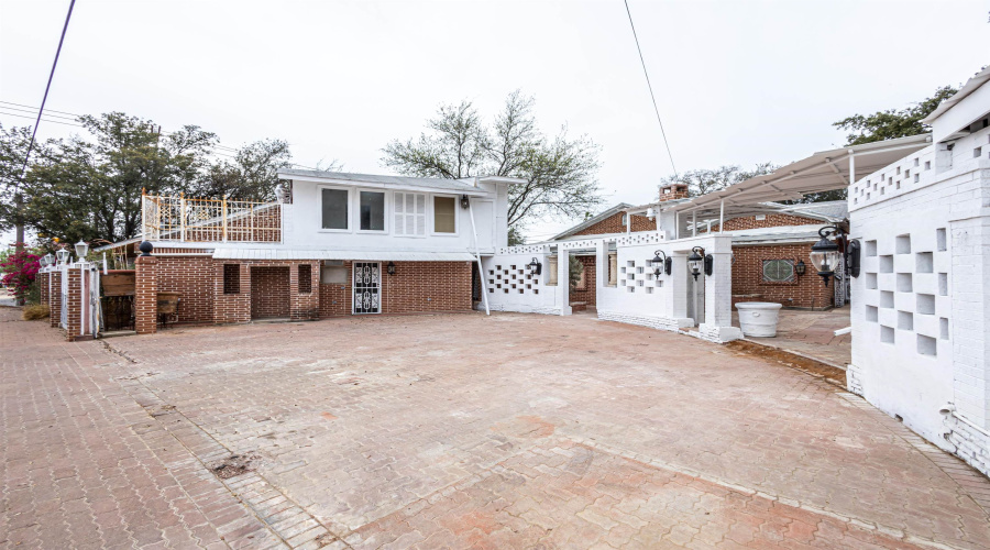 1420 Corpus Christi St, Laredo, Texas 78040, 1 Bedroom Bedrooms, 2 Rooms Rooms,1 BathroomBathrooms,Residential,For Rent,1420 Corpus Christi St,20261212