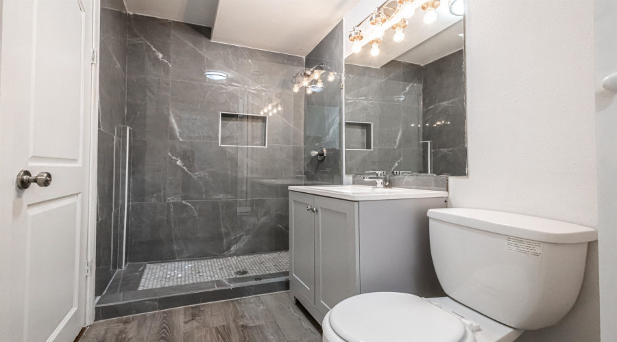 1420 Corpus Christi St, Laredo, Texas 78040, 1 Bedroom Bedrooms, 2 Rooms Rooms,1 BathroomBathrooms,Residential,For Rent,1420 Corpus Christi St,20261212