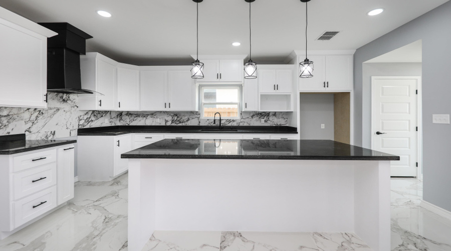 1402 El Caporal Dr., Laredo, Texas 78046, 3 Bedrooms Bedrooms, 5 Rooms Rooms,2 BathroomsBathrooms,Residential,For Sale,1402 El Caporal Dr.,20261213