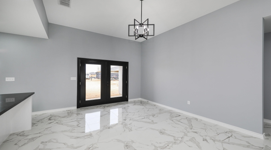 1402 El Caporal Dr., Laredo, Texas 78046, 3 Bedrooms Bedrooms, 5 Rooms Rooms,2 BathroomsBathrooms,Residential,For Sale,1402 El Caporal Dr.,20261213