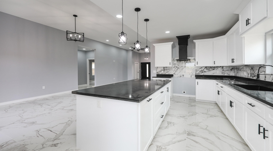 1402 El Caporal Dr., Laredo, Texas 78046, 3 Bedrooms Bedrooms, 5 Rooms Rooms,2 BathroomsBathrooms,Residential,For Sale,1402 El Caporal Dr.,20261213