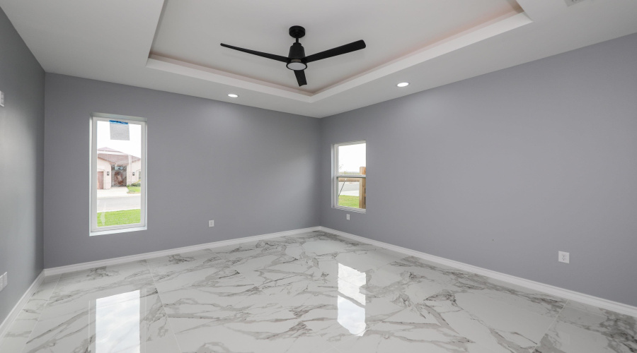 1402 El Caporal Dr., Laredo, Texas 78046, 3 Bedrooms Bedrooms, 5 Rooms Rooms,2 BathroomsBathrooms,Residential,For Sale,1402 El Caporal Dr.,20261213