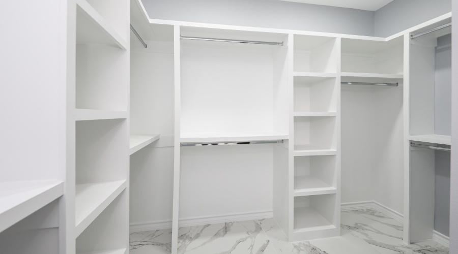 1402 El Caporal Dr., Laredo, Texas 78046, 3 Bedrooms Bedrooms, 5 Rooms Rooms,2 BathroomsBathrooms,Residential,For Sale,1402 El Caporal Dr.,20261213