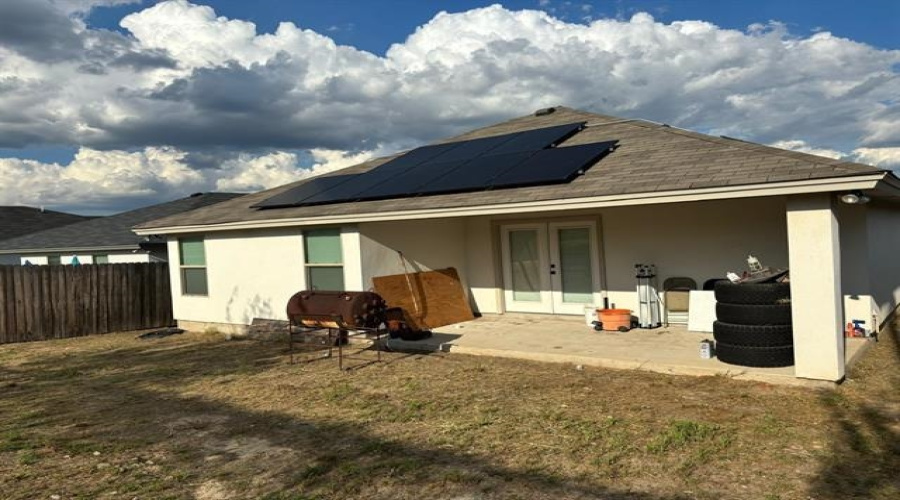 406 Graneros Ave., Laredo, Texas 78045, 3 Bedrooms Bedrooms, 5 Rooms Rooms,2 BathroomsBathrooms,Residential,For Rent,406 Graneros Ave.,20261218