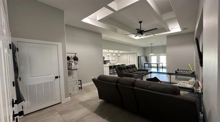 406 Graneros Ave., Laredo, Texas 78045, 3 Bedrooms Bedrooms, 5 Rooms Rooms,2 BathroomsBathrooms,Residential,For Rent,406 Graneros Ave.,20261218