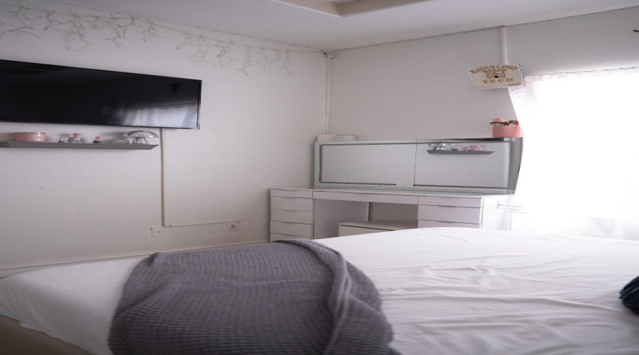 1605 Whitewood Dr, Laredo, Texas 78045, 3 Bedrooms Bedrooms, 3 Rooms Rooms,2 BathroomsBathrooms,Residential,For Sale,1605 Whitewood Dr,20261219