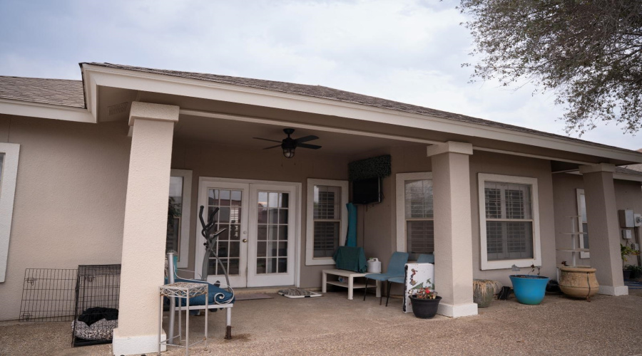 1605 Whitewood Dr, Laredo, Texas 78045, 3 Bedrooms Bedrooms, 3 Rooms Rooms,2 BathroomsBathrooms,Residential,For Sale,1605 Whitewood Dr,20261219