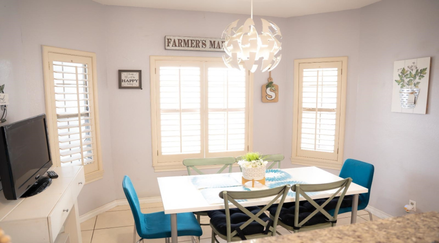 1605 Whitewood Dr, Laredo, Texas 78045, 3 Bedrooms Bedrooms, 3 Rooms Rooms,2 BathroomsBathrooms,Residential,For Sale,1605 Whitewood Dr,20261219