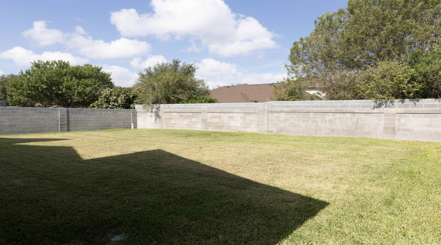 3622 Jack London Dr., LAREDO, Texas 78045, 4 Bedrooms Bedrooms, 6 Rooms Rooms,3 BathroomsBathrooms,Residential,For Sale,3622 Jack London Dr.,20261220