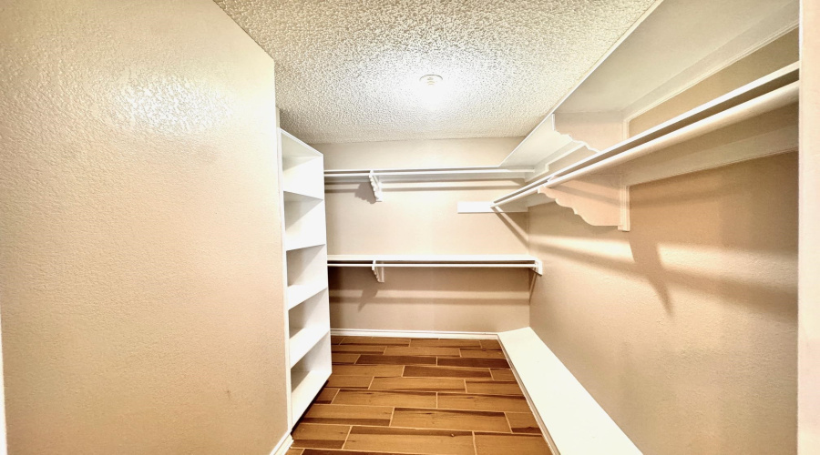 402 St Croix Dr, LAREDO, Texas 78045, 3 Bedrooms Bedrooms, 7 Rooms Rooms,2 BathroomsBathrooms,Residential,For Sale,402 St Croix Dr,20261222