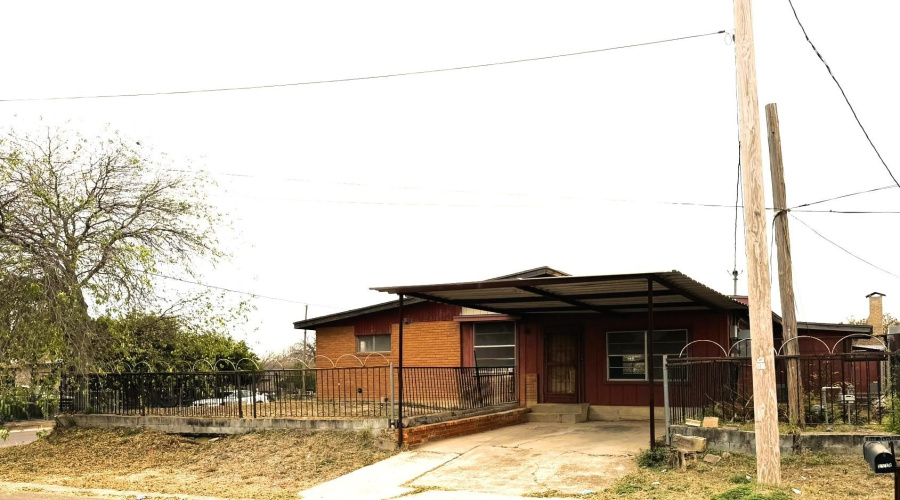 2119 Chacon St, Laredo, Texas 78043, 3 Bedrooms Bedrooms, 6 Rooms Rooms,2 BathroomsBathrooms,Residential,For Sale,2119 Chacon St,20260729