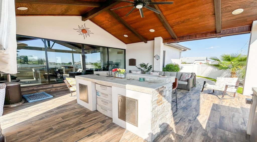 613 Puerta Del Sol, Laredo, Texas 78045, 4 Bedrooms Bedrooms, 6 Rooms Rooms,3 BathroomsBathrooms,Residential,For Sale,613 Puerta Del Sol,20261225