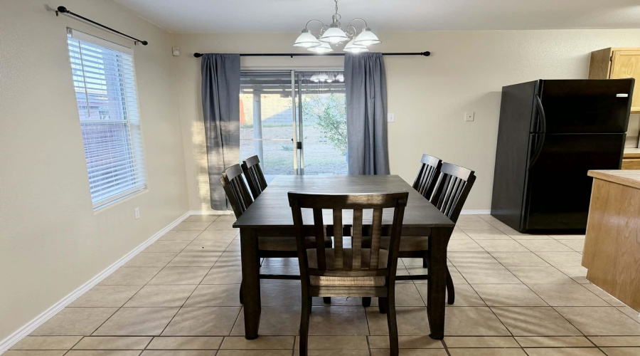 817 Witherspoon Lp, Laredo, Texas 78046, 3 Bedrooms Bedrooms, 4 Rooms Rooms,2 BathroomsBathrooms,Residential,For Rent,817 Witherspoon Lp,20261227