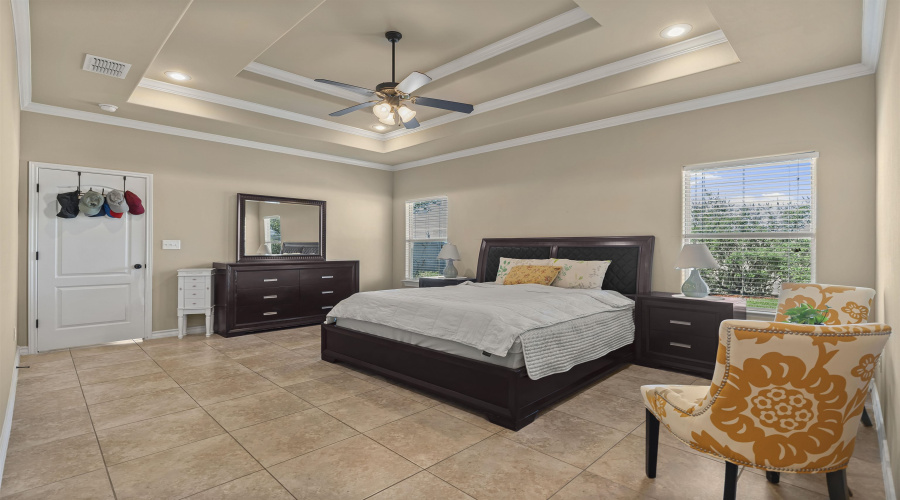 1105 Coahuila Loop, Laredo, Texas 78045, 5 Bedrooms Bedrooms, 8 Rooms Rooms,3 BathroomsBathrooms,Residential,For Sale,1105 Coahuila Loop,20261228