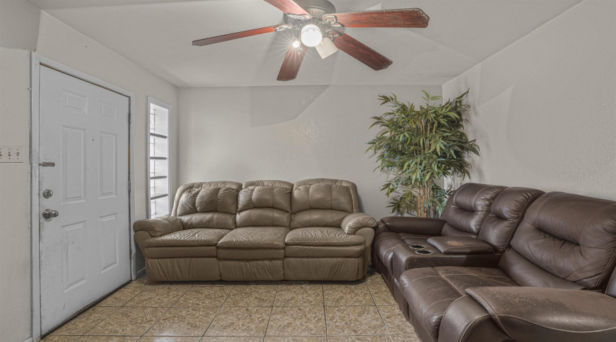 4310 Marcella Ave, Laredo, Texas 78041, ,Multi-family,For Sale,4310 Marcella Ave,20261015