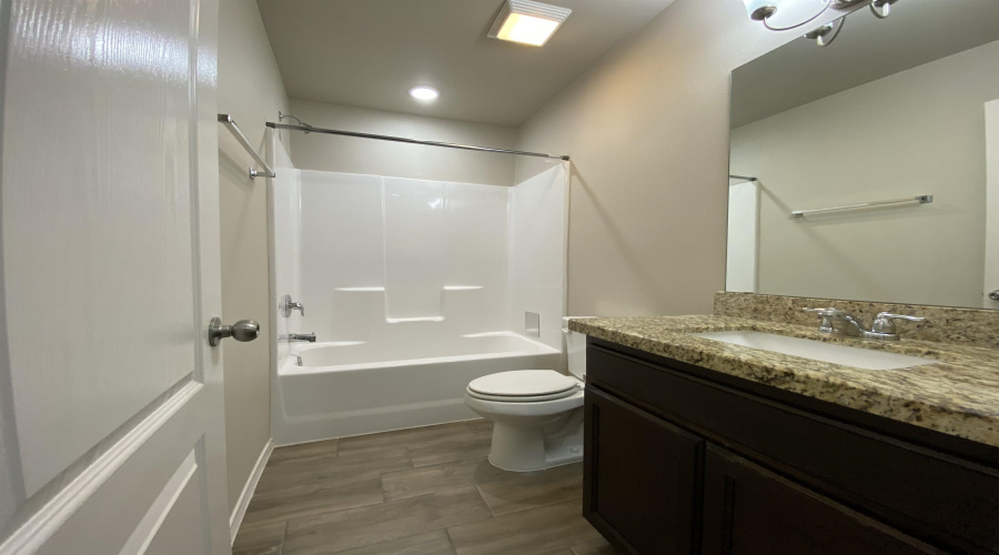 5513 Montevista Dr., LAREDO, Texas 78041, 3 Bedrooms Bedrooms, 6 Rooms Rooms,2 BathroomsBathrooms,Residential,For Rent,5513 Montevista Dr.,20261231