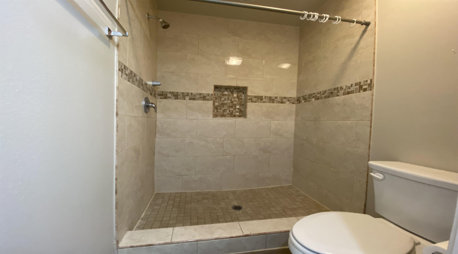 5513 Montevista Dr., LAREDO, Texas 78041, 3 Bedrooms Bedrooms, 6 Rooms Rooms,2 BathroomsBathrooms,Residential,For Rent,5513 Montevista Dr.,20261231