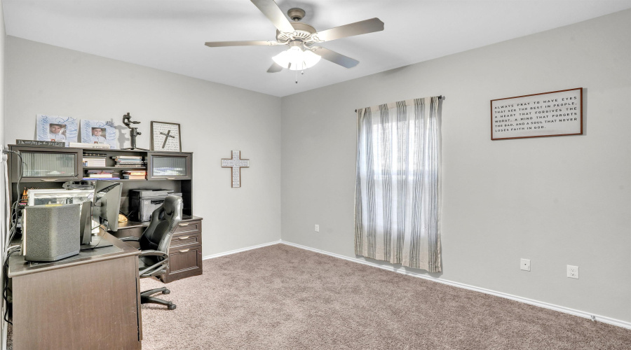 ROOM IN 1ST FLOOR - FOR ILLUSTRATION PURPOSE ONLY