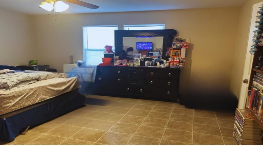 5406 Marlin Dr, Laredo, Texas 78043-5132, 3 Bedrooms Bedrooms, 5 Rooms Rooms,2 BathroomsBathrooms,Residential,For Sale,5406 Marlin Dr,20261233