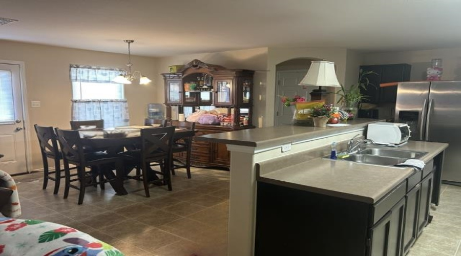 5406 Marlin Dr, Laredo, Texas 78043-5132, 3 Bedrooms Bedrooms, 5 Rooms Rooms,2 BathroomsBathrooms,Residential,For Sale,5406 Marlin Dr,20261233