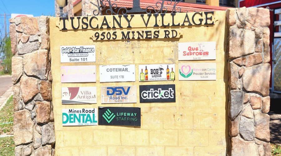 9505 Mines Rd, Laredo, Texas 78045, 1 Room Rooms,2 BathroomsBathrooms,Commercial retail/office,For Rent,9505 Mines Rd,20261236