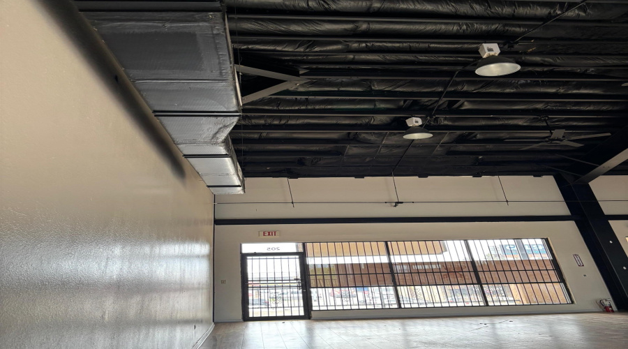 9505 Mines Rd, Laredo, Texas 78045, 1 Room Rooms,2 BathroomsBathrooms,Commercial retail/office,For Rent,9505 Mines Rd,20261236