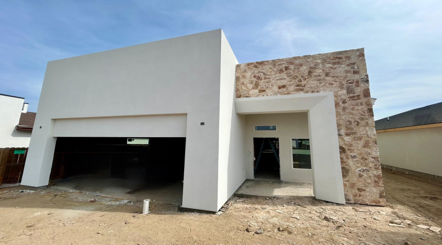 1417 Los Estribos Dr., Laredo, Texas 78046, 3 Bedrooms Bedrooms, 5 Rooms Rooms,2 BathroomsBathrooms,Residential,For Sale,1417 Los Estribos Dr.,20261237