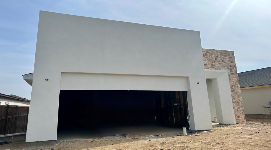 1417 Los Estribos Dr., Laredo, Texas 78046, 3 Bedrooms Bedrooms, 5 Rooms Rooms,2 BathroomsBathrooms,Residential,For Sale,1417 Los Estribos Dr.,20261237