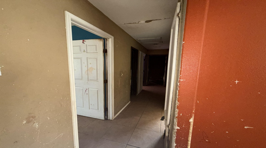 410 E Amada St, Hebbronville, Texas 78361, 4 Bedrooms Bedrooms, 6 Rooms Rooms,2 BathroomsBathrooms,Residential,For Sale,410 E Amada St,20261238