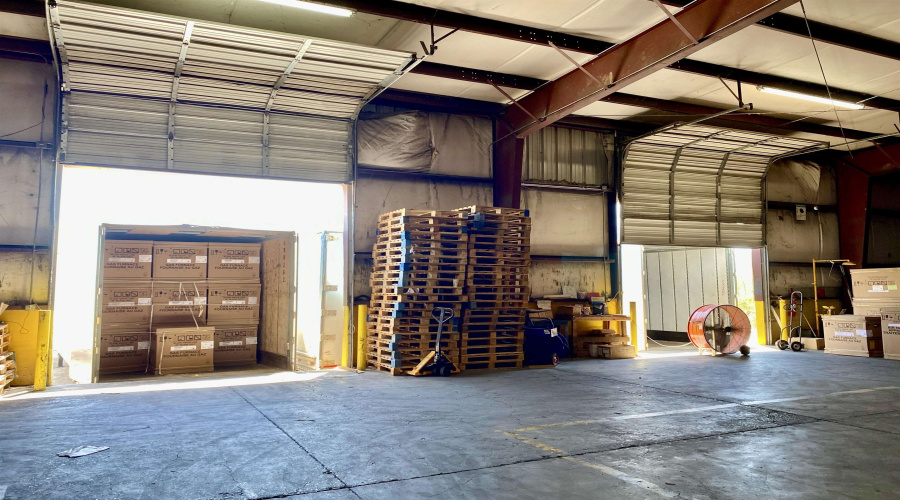 705 Enterprise St, Laredo, Texas 78045, 1 Bedroom Bedrooms, 11 Rooms Rooms,2 BathroomsBathrooms,Commercial/industrial,For Rent,705 Enterprise St,20261249