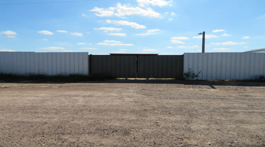 326 Francisco Guerra Jr Blvd., Laredo, Texas 78043, ,Land,For Sale,326 Francisco Guerra Jr Blvd.,20261243
