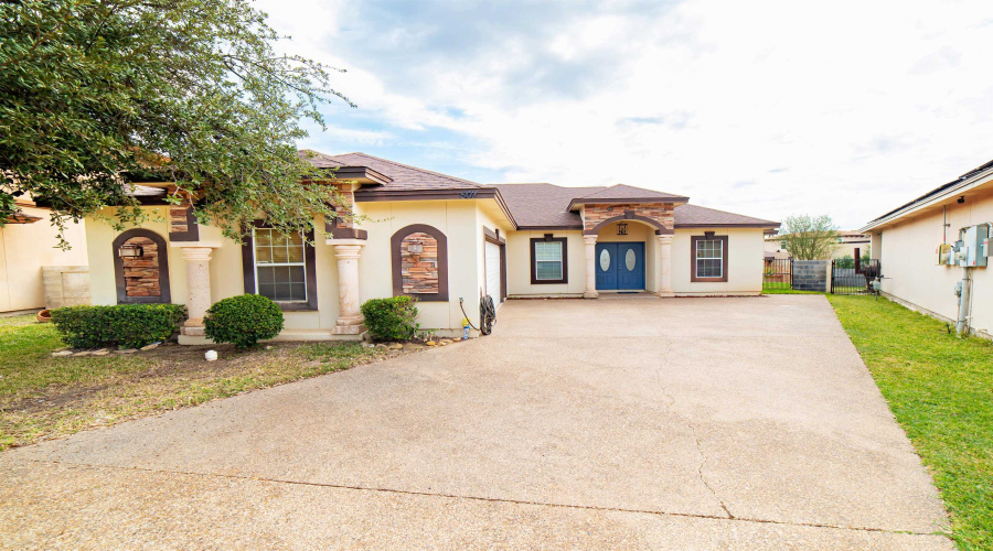 507 Scissor Tail Cir, Laredo, Texas 78045, 3 Bedrooms Bedrooms, 6 Rooms Rooms,2 BathroomsBathrooms,Residential,For Sale,507 Scissor Tail Cir,20260988