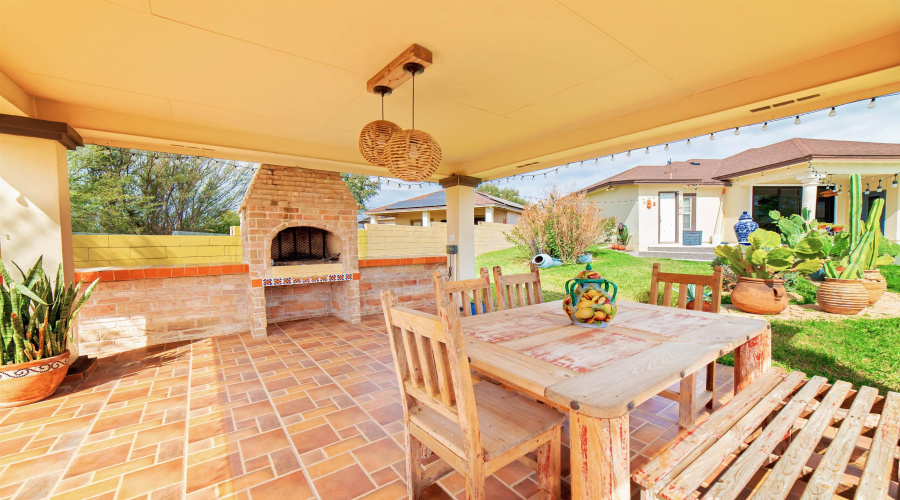 507 Scissor Tail Cir, Laredo, Texas 78045, 3 Bedrooms Bedrooms, 6 Rooms Rooms,2 BathroomsBathrooms,Residential,For Sale,507 Scissor Tail Cir,20260988