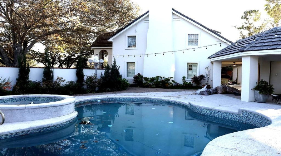 502 Surrey Rd, Laredo, Texas 78041-0000, 4 Bedrooms Bedrooms, 9 Rooms Rooms,4 BathroomsBathrooms,Residential,For Sale,502 Surrey Rd,20261241