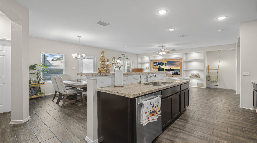 4318 Gabriela Ln., Laredo, Texas 78046, 3 Bedrooms Bedrooms, 6 Rooms Rooms,2 BathroomsBathrooms,Residential,For Sale,4318 Gabriela Ln.,20261244