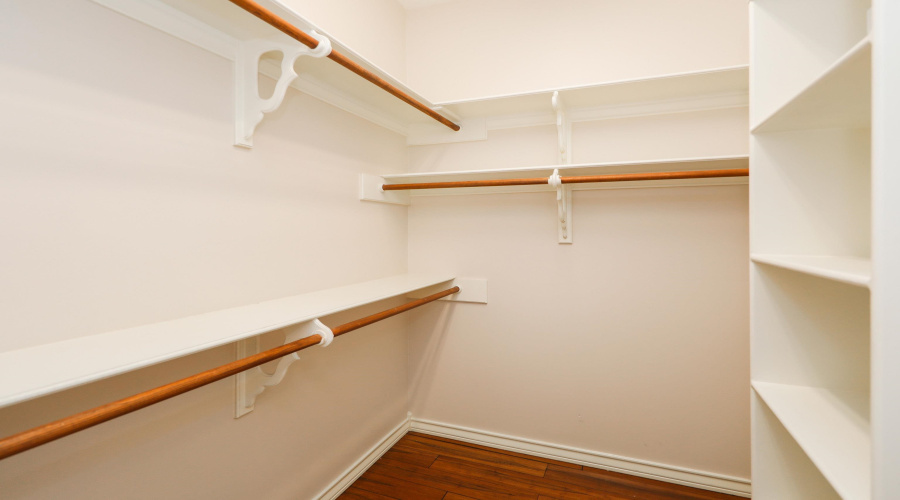 707 St James Dr, Laredo, Texas 78041, 3 Bedrooms Bedrooms, 5 Rooms Rooms,3 BathroomsBathrooms,Residential,For Rent,707 St James Dr,20261248