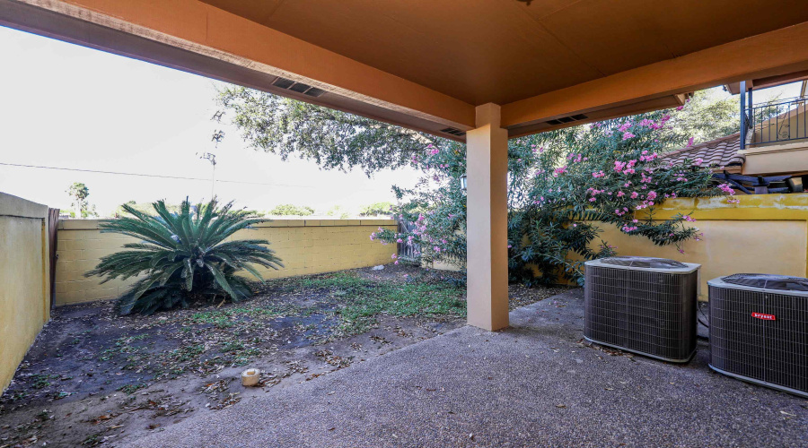 707 St James Dr, Laredo, Texas 78041, 3 Bedrooms Bedrooms, 5 Rooms Rooms,3 BathroomsBathrooms,Residential,For Rent,707 St James Dr,20261248