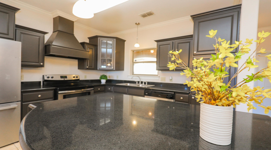 707 St James Dr, Laredo, Texas 78041, 3 Bedrooms Bedrooms, 5 Rooms Rooms,3 BathroomsBathrooms,Residential,For Rent,707 St James Dr,20261248