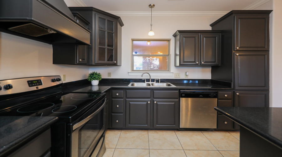 707 St James Dr, Laredo, Texas 78041, 3 Bedrooms Bedrooms, 5 Rooms Rooms,3 BathroomsBathrooms,Residential,For Rent,707 St James Dr,20261248