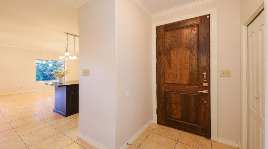 707 St James Dr, Laredo, Texas 78041, 3 Bedrooms Bedrooms, 5 Rooms Rooms,3 BathroomsBathrooms,Residential,For Rent,707 St James Dr,20261248