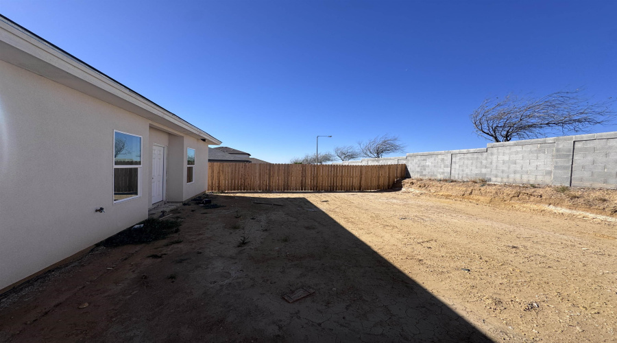 5722 Moses Lp., Laredo, Texas 78046, 3 Bedrooms Bedrooms, 5 Rooms Rooms,2 BathroomsBathrooms,Residential,For Sale,5722 Moses Lp.,20261253