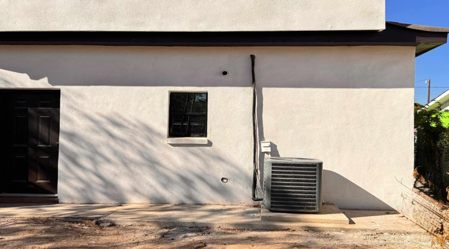 1515 Madison St, LAREDO, Texas 78040, 1 Bedroom Bedrooms, 3 Rooms Rooms,1 BathroomBathrooms,Residential,For Rent,1515 Madison St,20261255