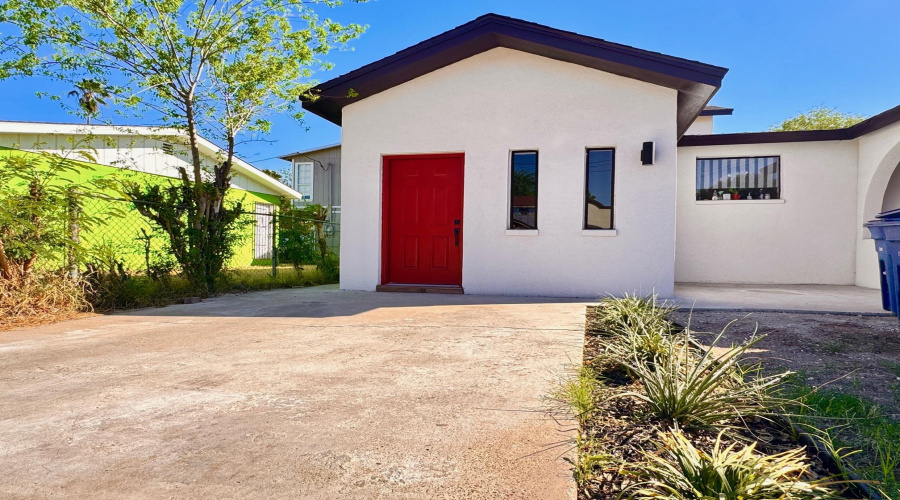 1515 Madison St, LAREDO, Texas 78040, 1 Bedroom Bedrooms, 3 Rooms Rooms,1 BathroomBathrooms,Residential,For Rent,1515 Madison St,20261255