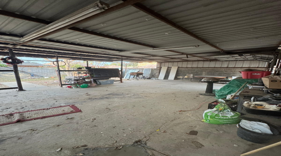 224 Segovia Dr, Laredo, Texas 78046, 5 Bedrooms Bedrooms, 7 Rooms Rooms,4 BathroomsBathrooms,Residential,For Sale,224 Segovia Dr,20261256