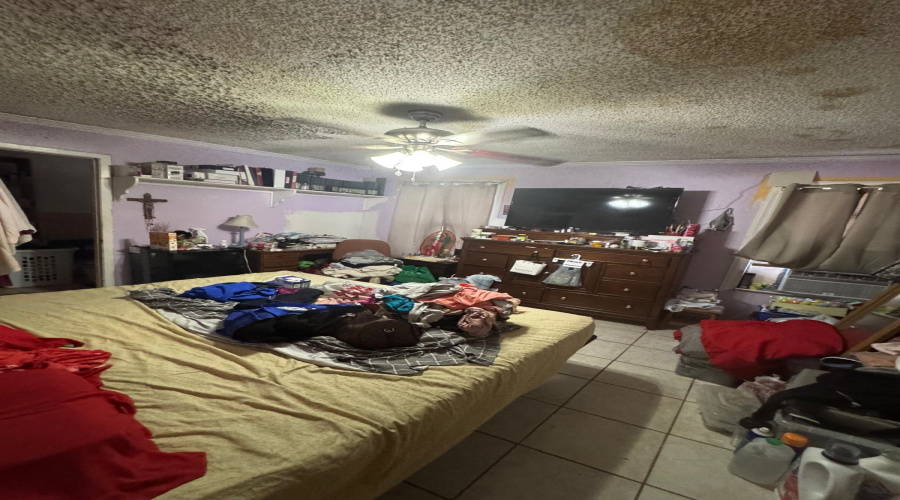 224 Segovia Dr, Laredo, Texas 78046, 5 Bedrooms Bedrooms, 7 Rooms Rooms,4 BathroomsBathrooms,Residential,For Sale,224 Segovia Dr,20261256