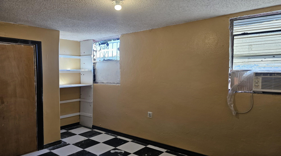 4523 La Cienega Ln, Laredo, Texas 78046, 4 Bedrooms Bedrooms, 7 Rooms Rooms,2 BathroomsBathrooms,Residential,For Sale,4523 La Cienega Ln,20261257