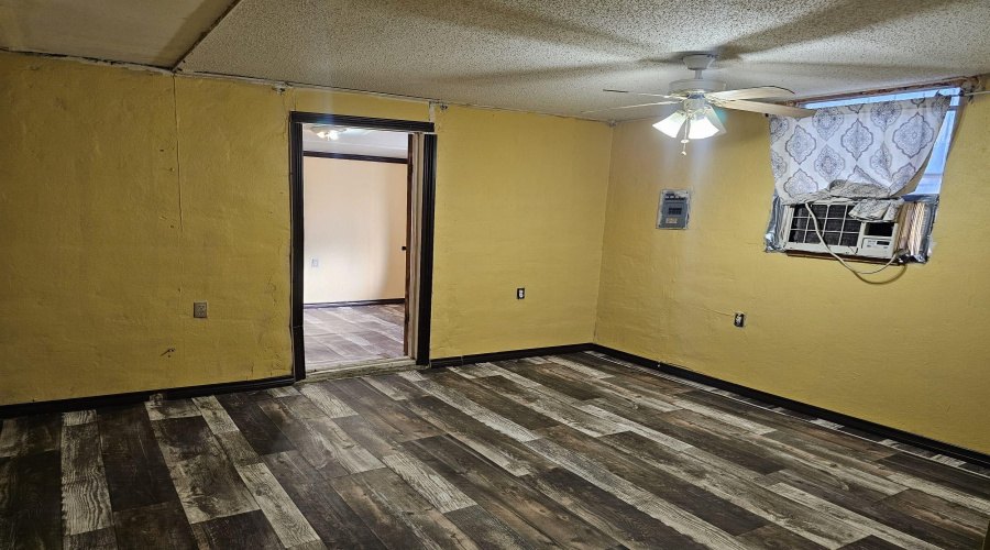 4523 La Cienega Ln, Laredo, Texas 78046, 4 Bedrooms Bedrooms, 7 Rooms Rooms,2 BathroomsBathrooms,Residential,For Sale,4523 La Cienega Ln,20261257