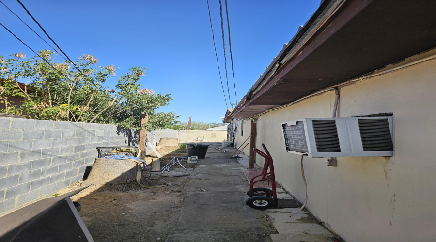 4523 La Cienega Ln, Laredo, Texas 78046, 4 Bedrooms Bedrooms, 7 Rooms Rooms,2 BathroomsBathrooms,Residential,For Sale,4523 La Cienega Ln,20261257