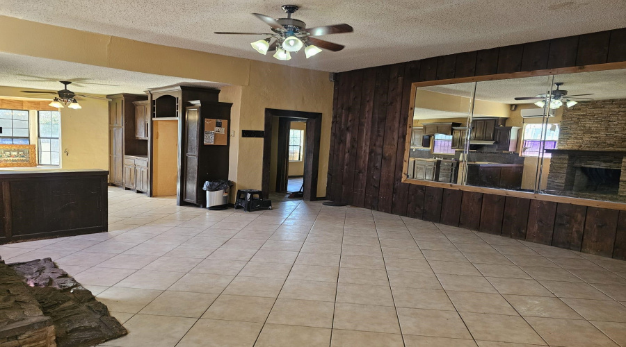 4523 La Cienega Ln, Laredo, Texas 78046, 4 Bedrooms Bedrooms, 7 Rooms Rooms,2 BathroomsBathrooms,Residential,For Sale,4523 La Cienega Ln,20261257