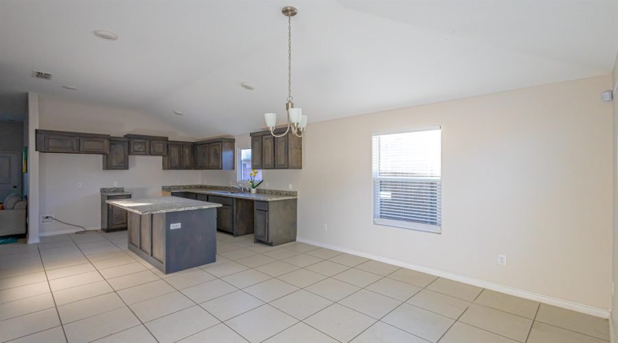 3018 Bluebell Ct., LAREDO, Texas 78046, 4 Bedrooms Bedrooms, 6 Rooms Rooms,2 BathroomsBathrooms,Residential,For Sale,3018 Bluebell Ct.,20261258